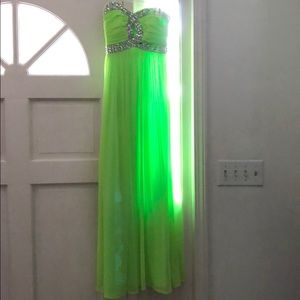 Like green prom dress